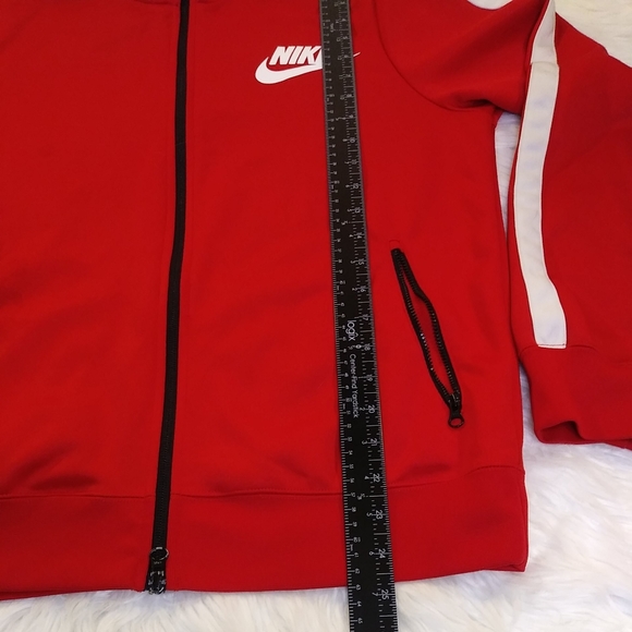 Nike Swoosh Men's médium Red White Collared Full Zip Workout Track Jacket - Picture 9 of 11